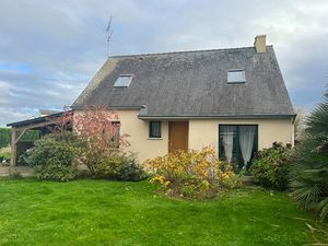 Exclusivité Nestenn : Maison dans le bourg de PLUHERLIN