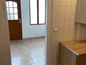 Location maison entre le centre de Brionne et sa gare