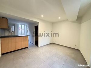 Studio 1 pièce 25 m²