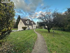 Maison 5 pièces 146 m²