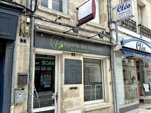 Local Professionnel 77m2 à Villers-Cotterêts