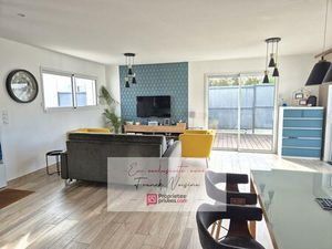 A VENDRE en Exclusivité à Beaurepaire  Maison de 100 m2 env avec 3 chambres sur une parcel