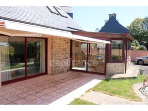Maison à vendre 7 pièces KERLAZ (29) 149 m2 sur 713 m2 de terrain 4 chambres