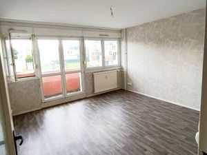 Boulay centre calme avec balcon / cave