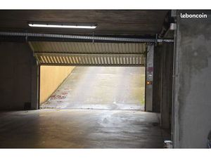 Garage box à louer