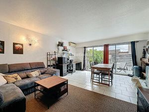 A vendre: Pegomas: Appartement en RDJ 3 pièces 64 m2 Garage