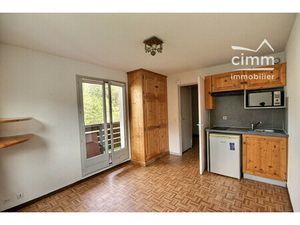 A VENDRE SALLANCHES (74700) STUDIO AVEC BALCON + CAVE + PLACE D