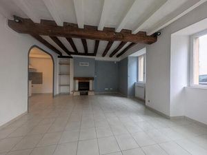 A LOUER EN PLEIN CENTRE DE BOURGUEIL 37140 MAISON DE VILLE 3/4 PIECES - 85 m²