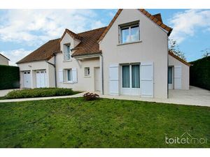 VENTE MAISON A MAGNY-LES-HAMEAUX - 7 PIECES