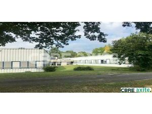 Location local d'activités MEYLAN 1 560 m²