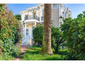 Vente Maison de maître Nice 16 Pièces 410 m² <meta name="description" content="Dans l’un d