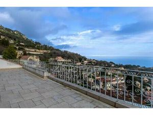 Villa à La Turbie à rénover – 240 m² avec appartement indépendant– Vue mer panoramique – P