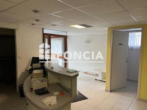 Vente - Local professionnel - 112 m² - 215 000 € - FONTAINE -