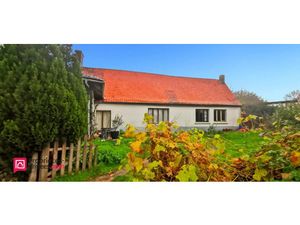 Vente maison 6 pièces 137 m² à Campagne-lès-Hesdin (62870)  118 000 €