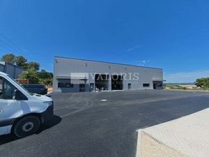 Location commerce 493 m² à Gardanne (13120)
