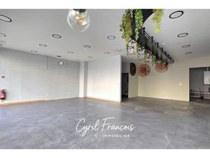 Local Commercial - 200 m²