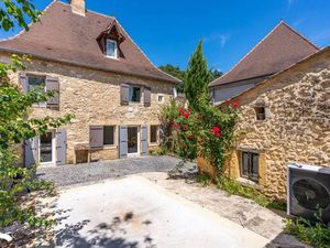 Vente maison 4 pièces 118 m² à Lalinde (24150)  199 999 €