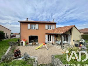 Vente maison 4 pièces 125 m² à Brigueuil (16420)  210 000 €