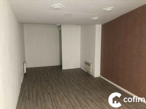 Location Local commercial 22m² PAU 64000