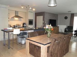 1 ste verdieping met terras