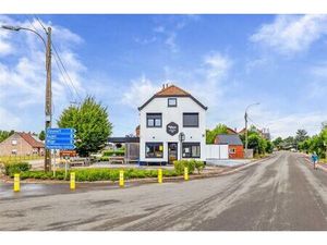 INTERESSANTE OPBRENGSTEIGENDOM MET HANDELSRUIMTE EN APPARTEMENT