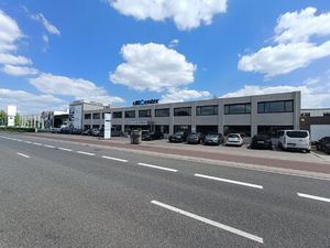 Kantoorgebouw te koop op uiterst strategische locatie