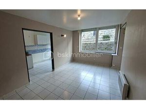 Maison de village de 78 m² à Landelles-Et-Coupigny