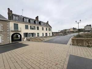 Immeuble mixte de 573 m² à Lassay-Les-Chateaux
