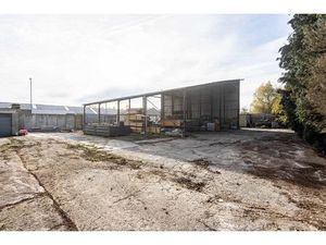 Commercieel te koop in Lebbeke