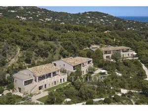 Maison de luxe de 1200 m2 en location Grimaud  France