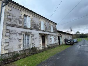 Ancienne ferme girondine à fort potentiel Pessac sur Dordogne 185 m2 dépendances 300 m2