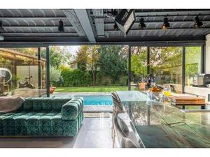 Maison à vendre 8 Pièces 241 m2 Le Chesnay-Rocquencourt - 1 890 000 &#8364;