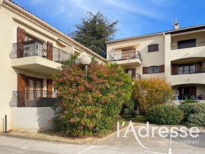 Vente appartement 2 pièces  50.00m²  Saint