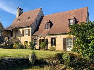 Vente maison 4 pièces 150 m² à Coly-Saint-Amand (24290)  280 000 €