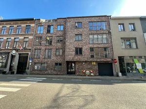 Modern  ruim appartement met 2 ruime slaapkamers in centrum Tienen