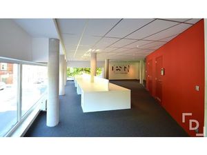 Ingericht kantoor met ontvangstruimte