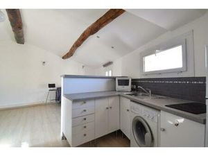 CUERS - A LOUER STUDIO MEUBLE