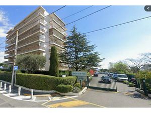 PARKING A LOUER EN SOUS SOL