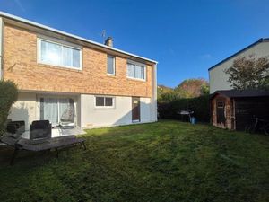 Vente maison 6 pièces 111 m² à Brie-Comte-Robert (77170)  NaN €