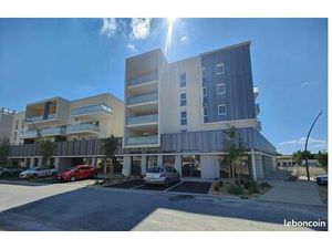 Location local industriel à Les Angles (30133)