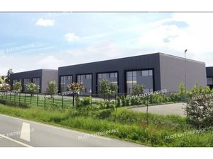 À VENDRE - LOCAUX D'ACTIVITÉS - 581 M² - THOUARE S/LOIRE