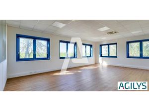 A LOUER - Lot mixte de 520m² au sein du Parc Médicis à Fresnes à proximité des axes routie