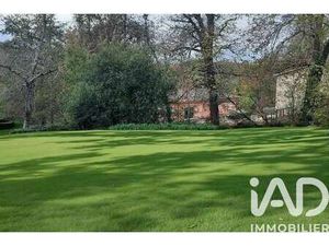 Vente Terrain aux Artigues-de-Lussac (33570) : à vendre / 1156m² Les Artigues-de-Lussac