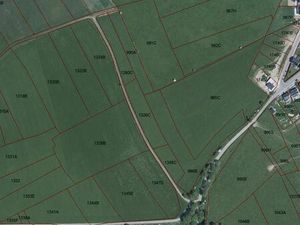 Terrain agricole en vente publique de 10139 m² à Saint-Pierre (VBD55043)