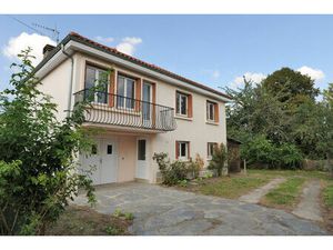 Location maison 6 pièces 140 m² à Clermont-Ferrand (63000)