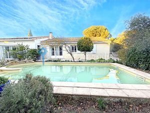 Villa 6pièce(s) 5chambre(s) 148 m² Aigues-Vives (30670)