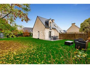 A VENDRE Maison Yffiniac  3 chambres + 1 bureau  terrain sans vis à vis clos et arboré  en