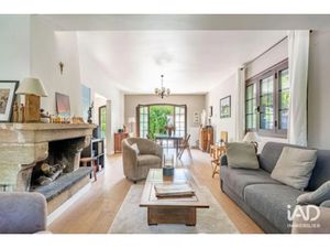 Vente maison 6 pièces 185 m² à Marly-le-Roi (78160)  949 000 €