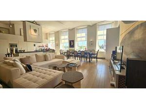 Bien d'exception: loft 2 chambres avec parkings