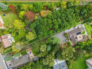 Terrain à bâtir de ± 25 ares 38 – Orientation Sud -